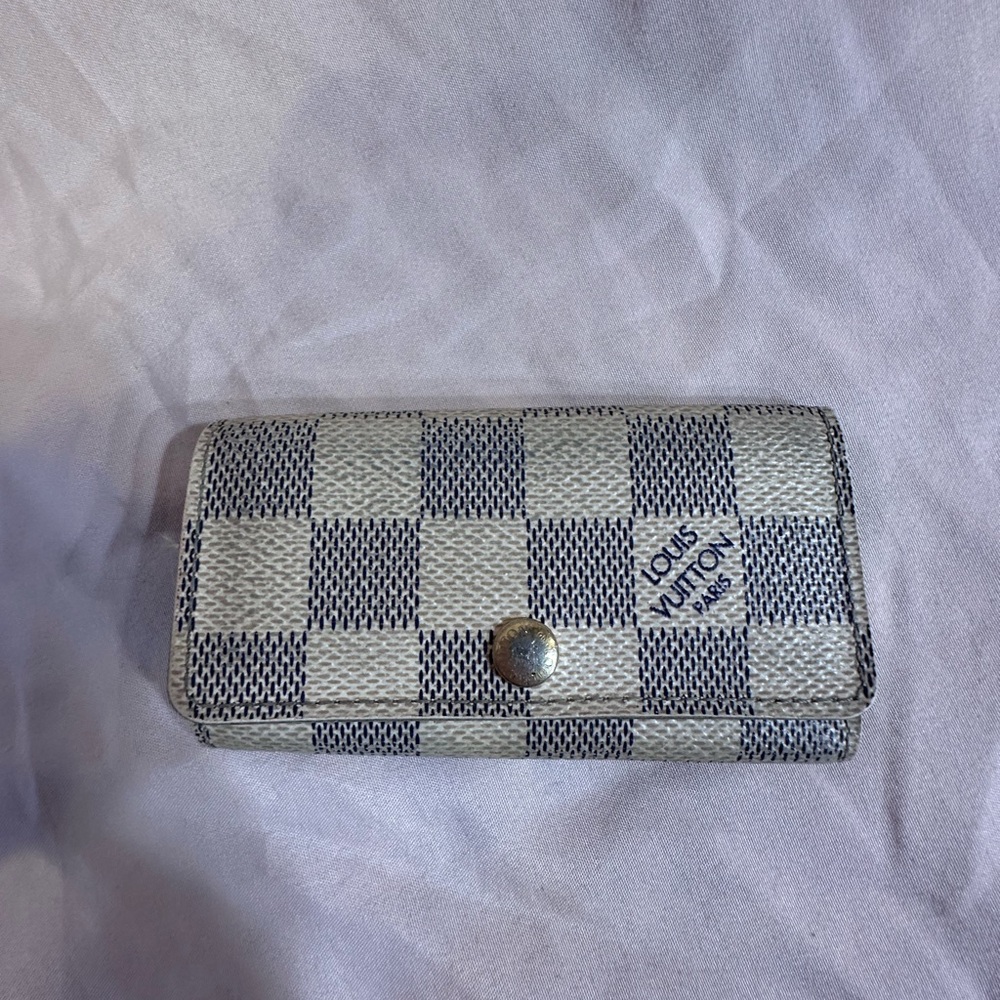 Louis Vuitton Damier Azur 4 Key Holder